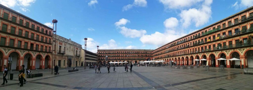 Edificios con historia Plaza de la Corredera - obranuevaencordoba